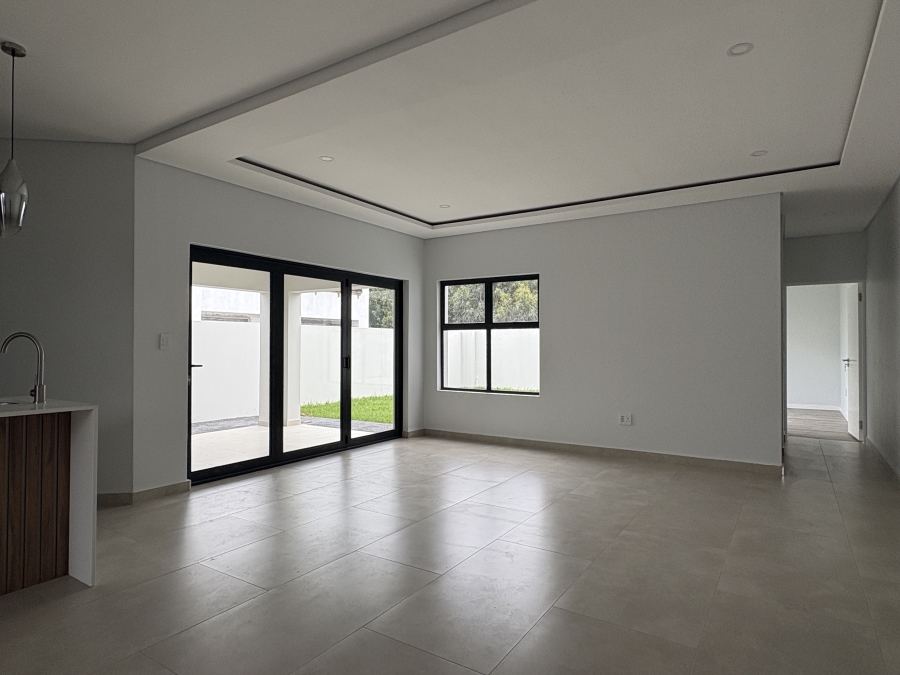 4 Bedroom Property for Sale in Sandown Western Cape